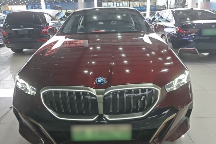 Used BMW i5 2024 eDrive 35L Luxury Model with M Sport Package Front