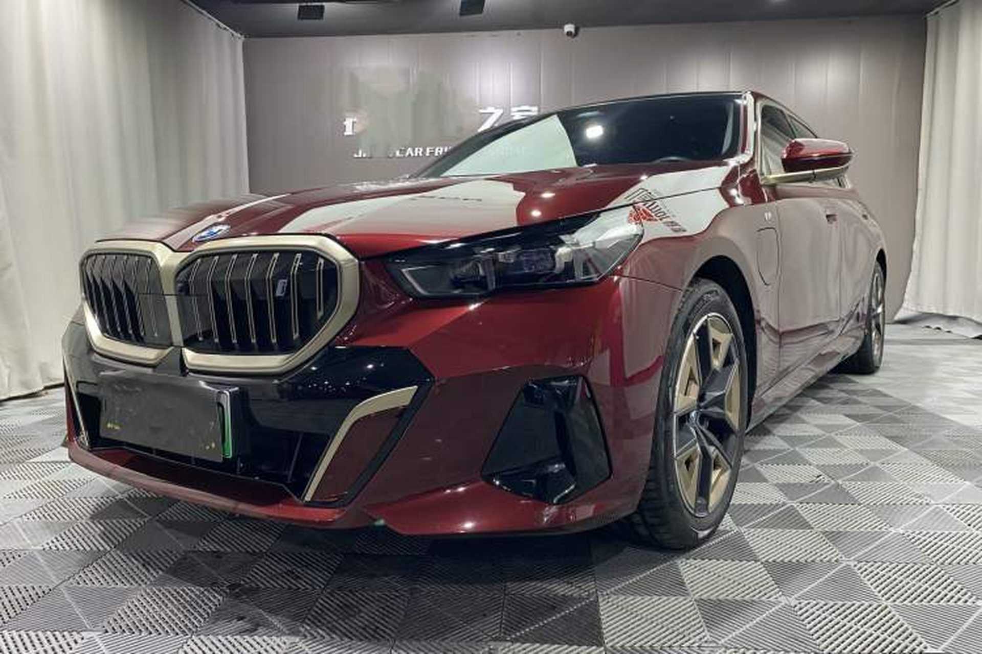 Used BMW i5 2024 eDrive 35L Luxury Model with M Sport Package Front Left 45 Deg