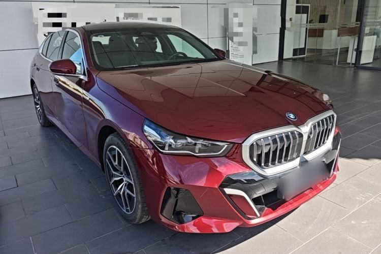 Used BMW i5 2024 eDrive 35L M Sport Package Front Right 45 Deg