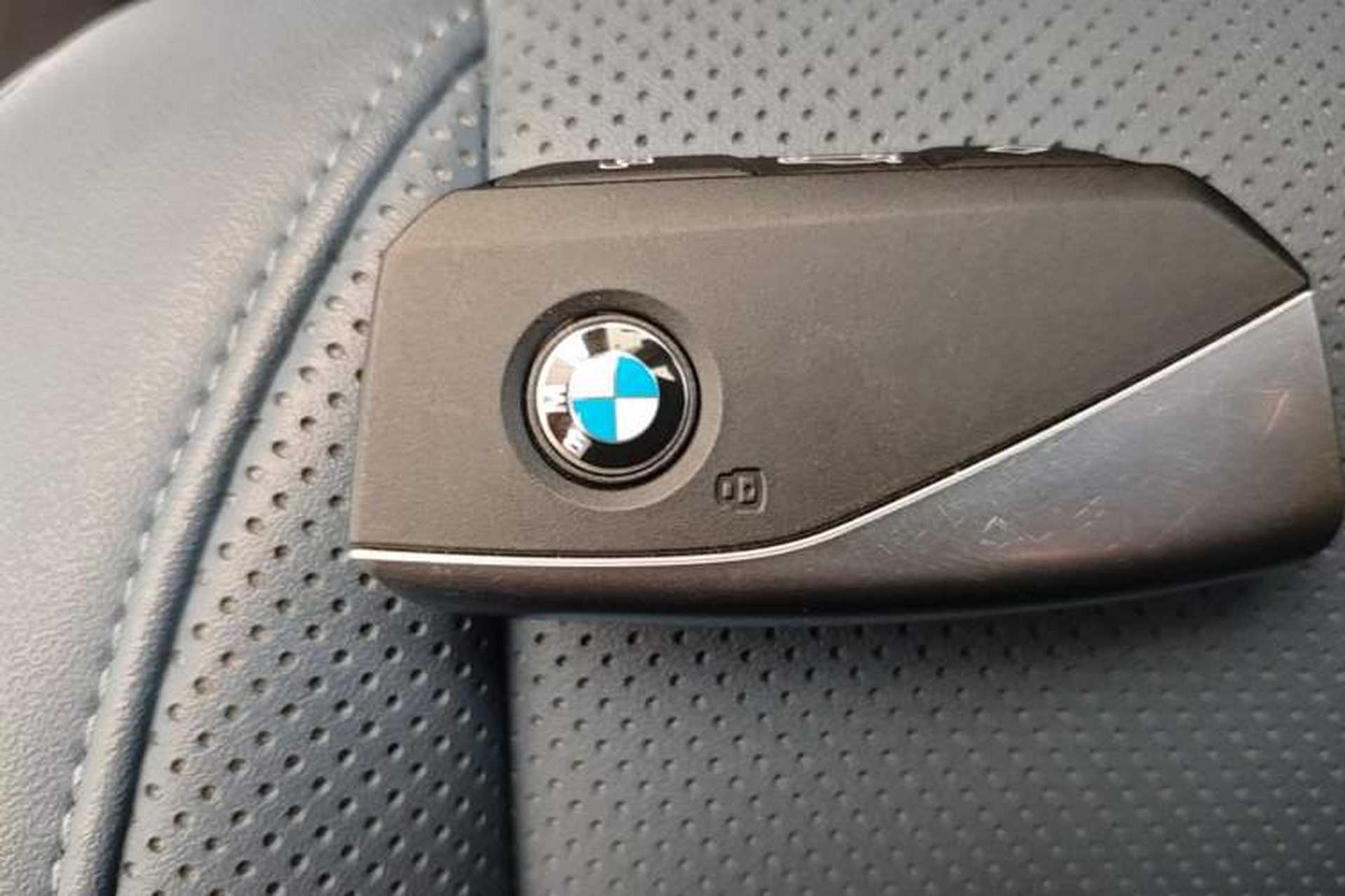 Used BMW i5 2024 eDrive 35L M Sport Package Interior 1