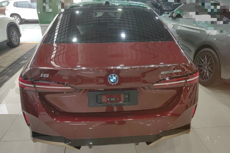 Used BMW i5 2024 eDrive 35L Luxury Model with M Sport Package Rear