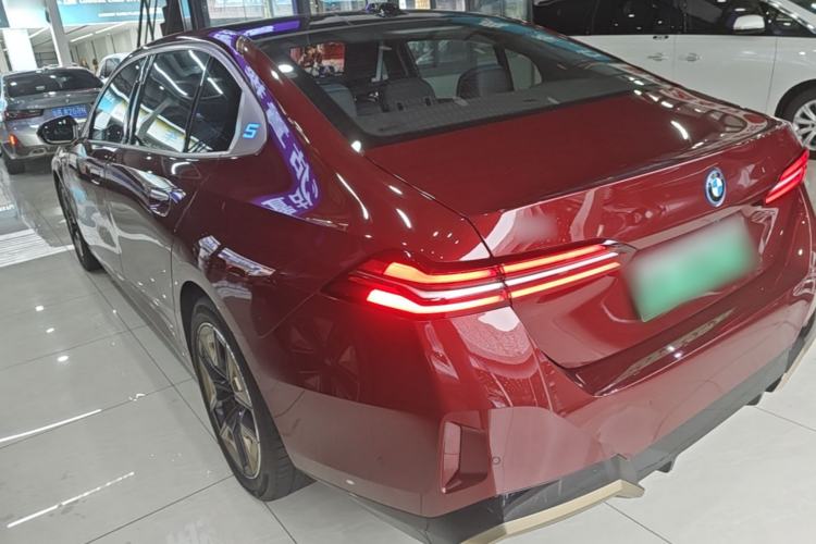 Used BMW i5 2024 eDrive 35L Luxury Model with M Sport Package Rear Left 45 Deg
