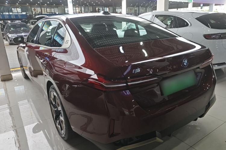 Used BMW i5 2024 eDrive 35L Luxury Model with M Sport Package Rear Left 45 Deg