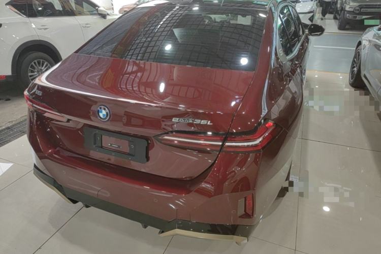 Used BMW i5 2024 eDrive 35L Luxury Model with M Sport Package Rear Right 45 Deg