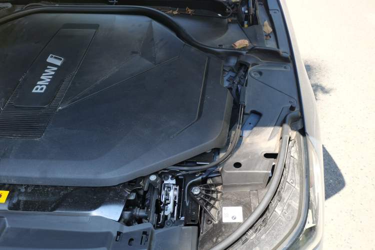 Used BMW i5 2024 eDrive 35L Luxury Model with M Sport Package Engine Bay Left