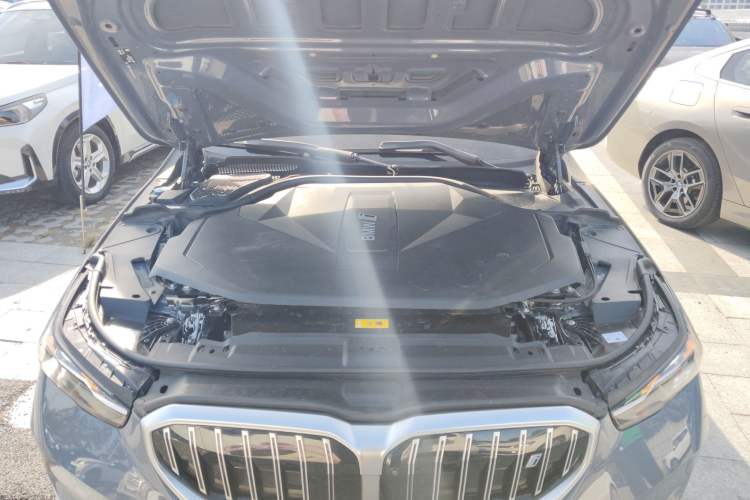 Used BMW i5 2024 eDrive 35L Prestige Luxury Package Engine Bay