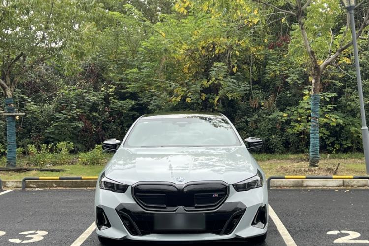 Used BMW i5 2024 xDrive M60 Exterior 1