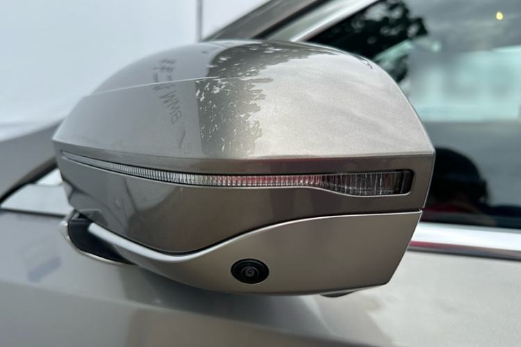 Used BMW i5 2024 eDrive 35L M Sport Package Exterior 2