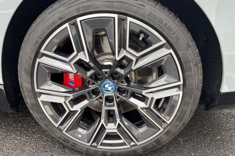 Used BMW i5 2024 xDrive M60 Exterior 8