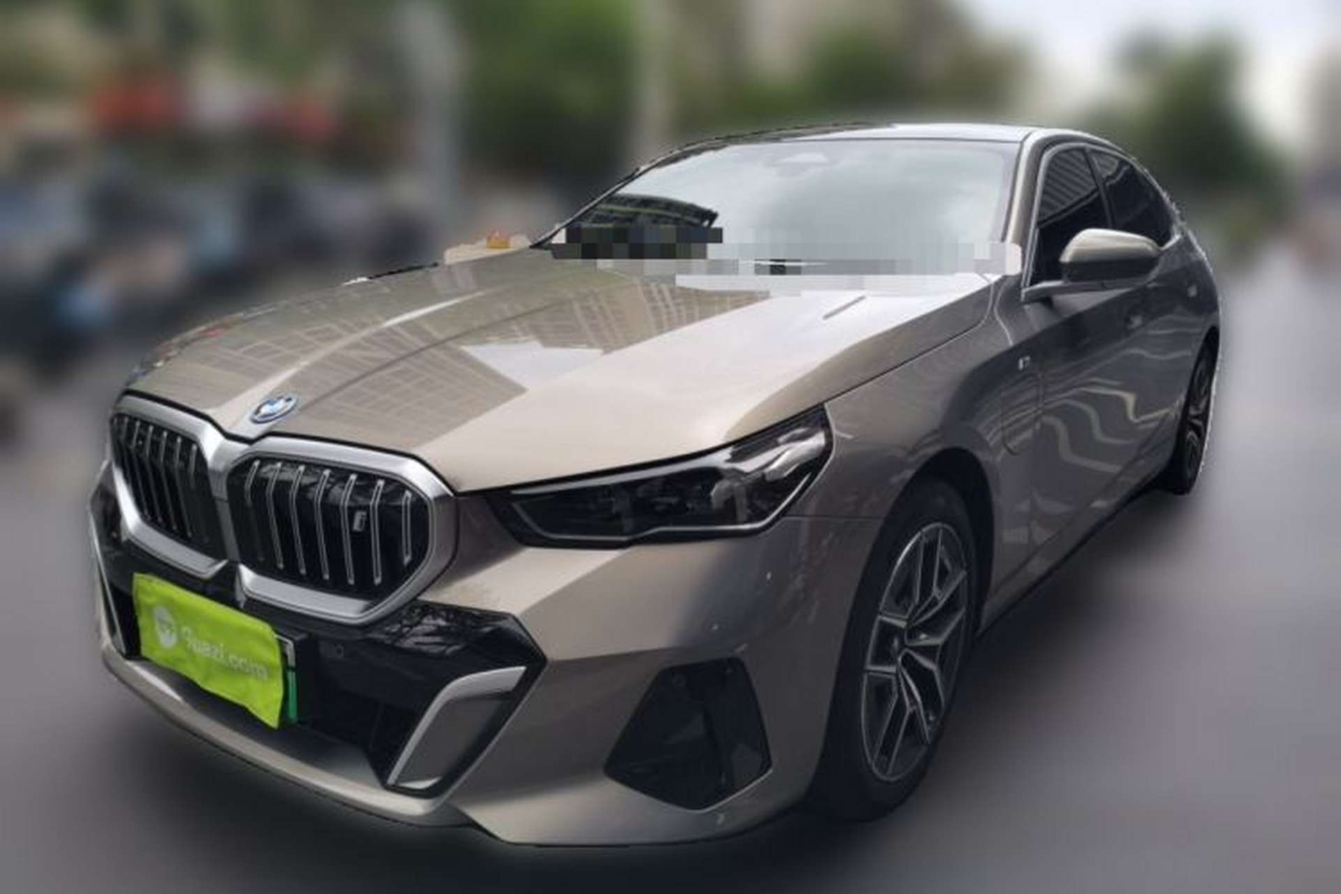 Used BMW i5 2024 eDrive 35L M Sport Package Front Left 45 Deg