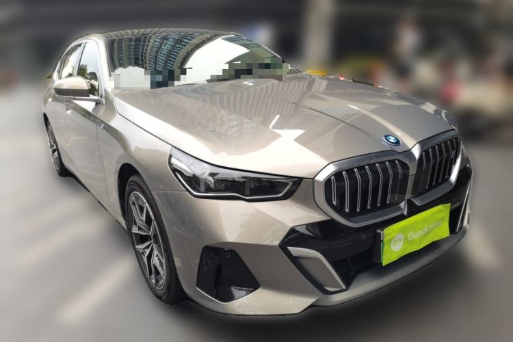 Used BMW i5 2024 eDrive 35L M Sport Package Front Right 45 Deg