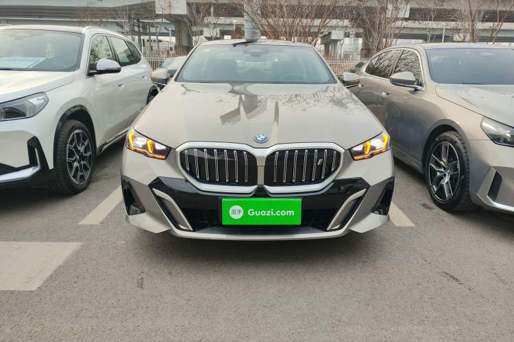 Used BMW i5 2024 eDrive 35L M Sport Package Front