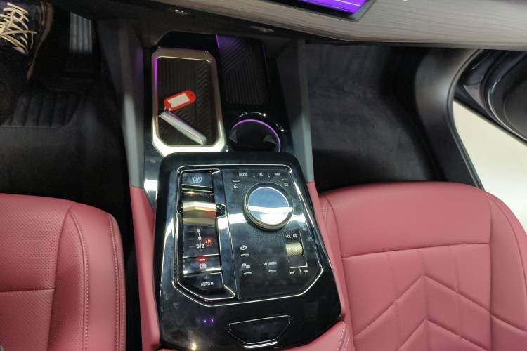 Used BMW i5 2024 eDrive 35L M Sport Package Gear Lever