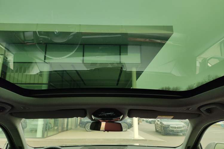 Used BMW i5 2024 eDrive 35L M Sport Package Headliner