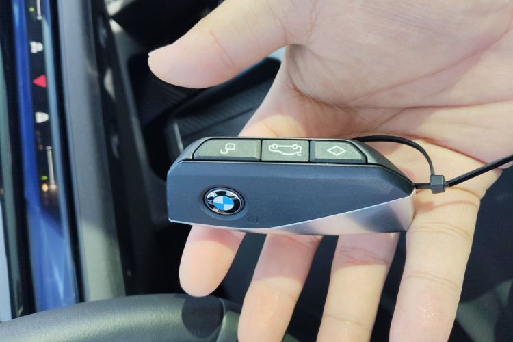 Used BMW i5 2024 eDrive 35L Prestige Luxury Package Interior 1