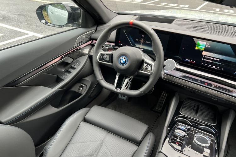 Used BMW i5 2024 xDrive M60 Interior 2