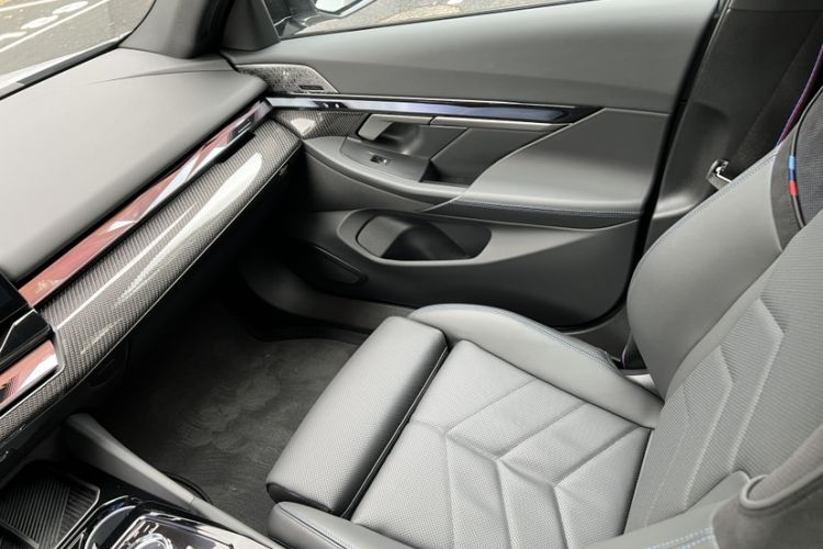Used BMW i5 2024 xDrive M60 Interior 7