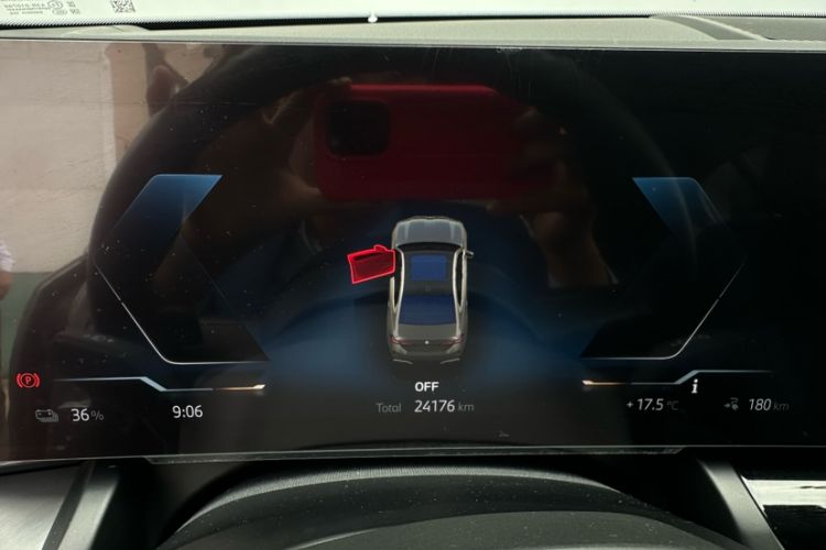Used BMW i5 2024 eDrive 35L M Sport Package Interior 9