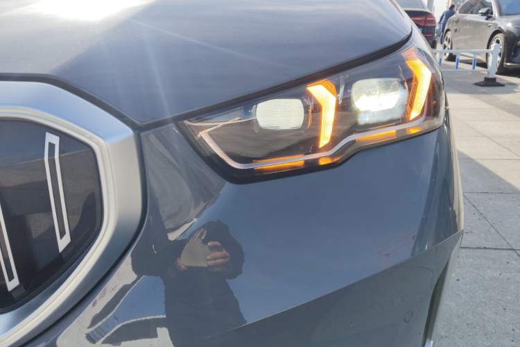 Used BMW i5 2024 eDrive 35L Prestige Luxury Package Left Front Headlight