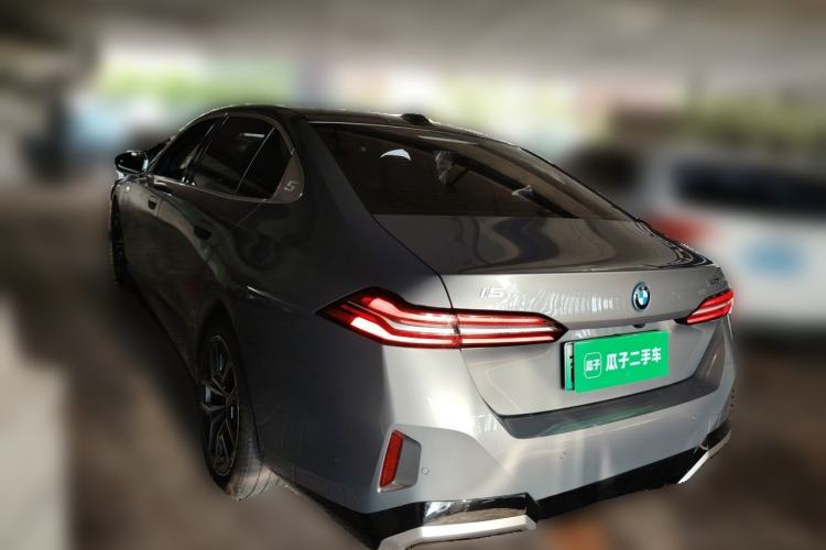 Used BMW i5 2024 eDrive 35L Prestige Luxury Package Rear Left 45 Deg