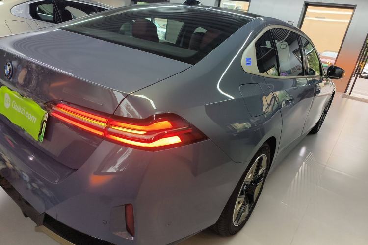 Used BMW i5 2024 eDrive 35L M Sport Package Rear Right 45 Deg