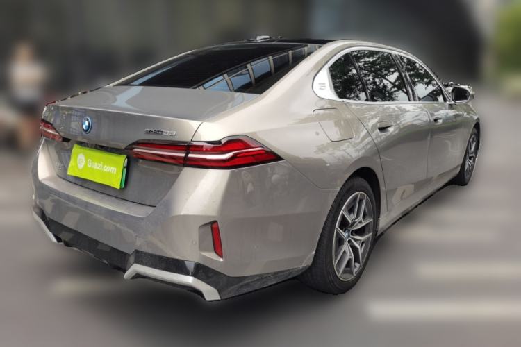 Used BMW i5 2024 eDrive 35L M Sport Package Rear Right 45 Deg