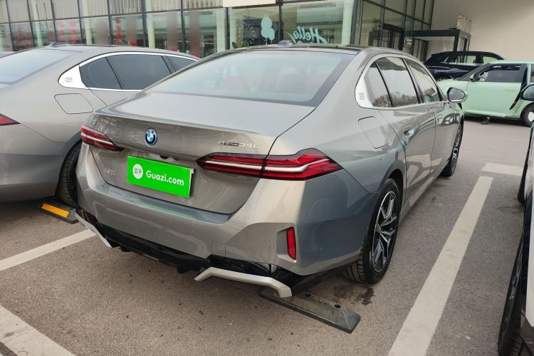 Used BMW i5 2024 eDrive 35L M Sport Package Rear Right 45 Deg