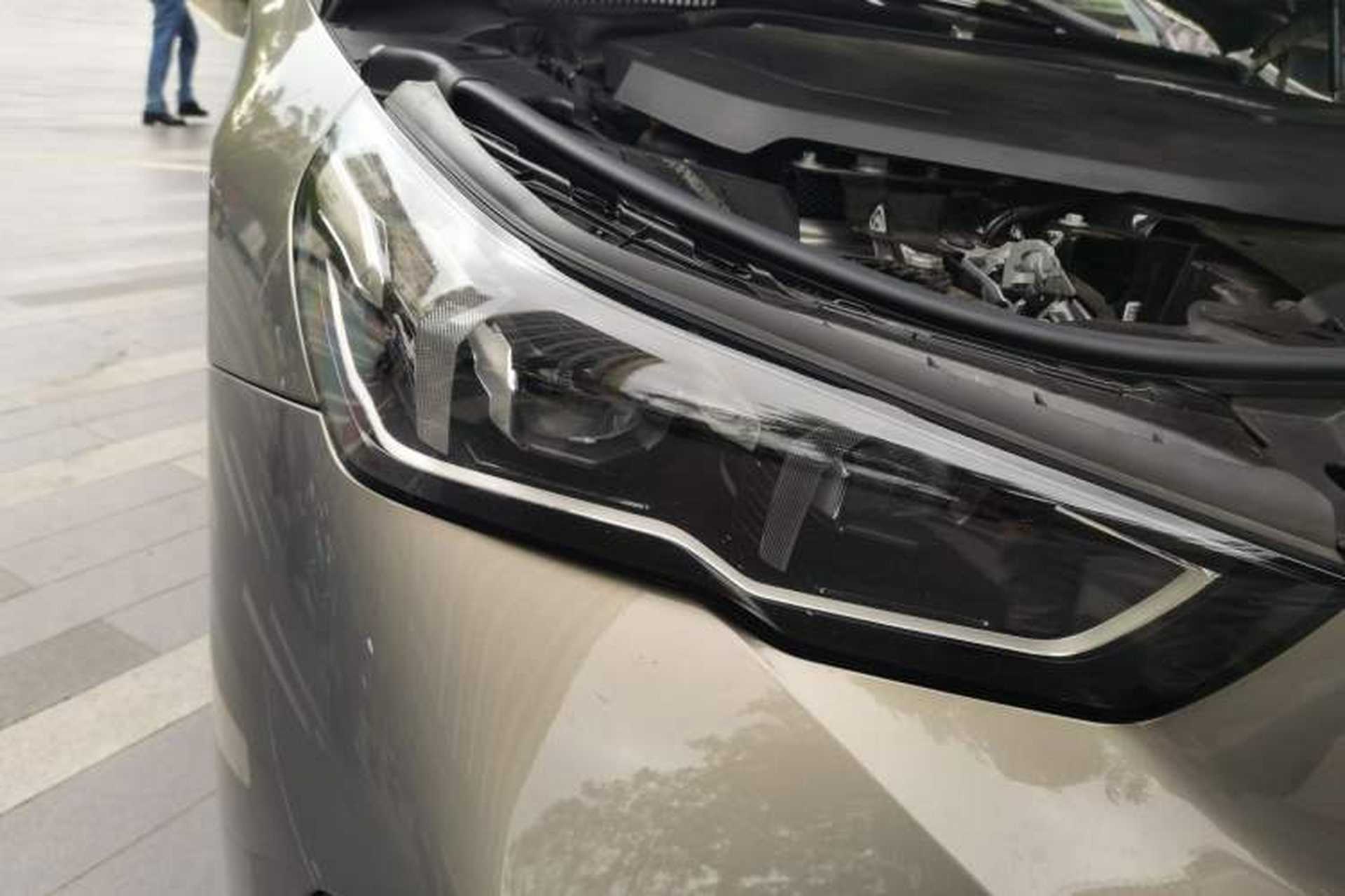Used BMW i5 2024 eDrive 35L M Sport Package Right Front Headlight