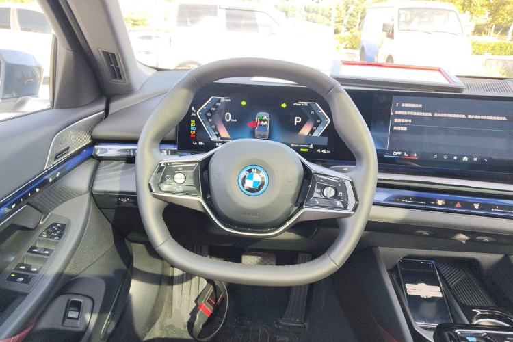 Used BMW i5 2024 eDrive 35L Prestige Luxury Package Steering Wheel