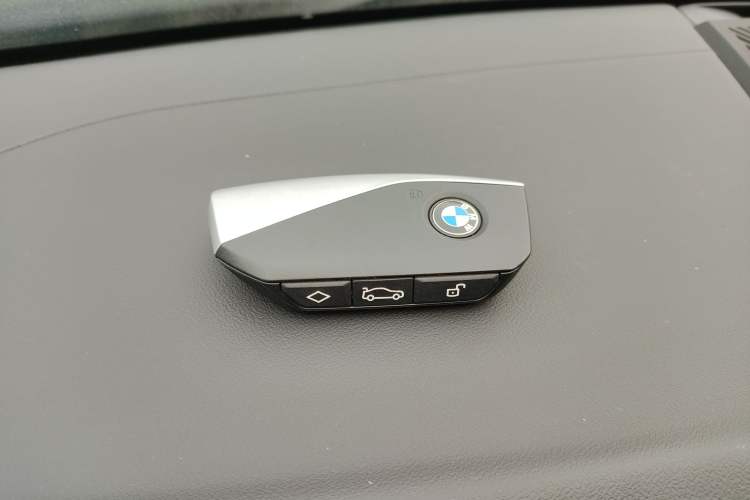 Used BMW i5 2024 eDrive 35L M Sport Package Vehicle Key