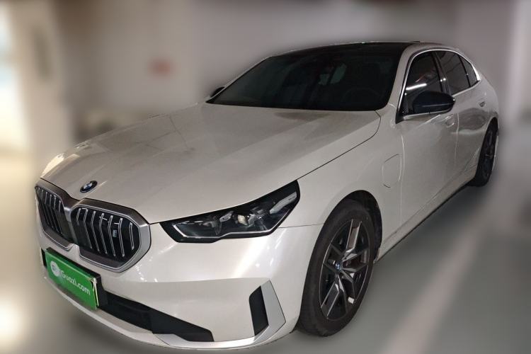 Used BMW i5 2024 eDrive 35L Luxury Package Guazi used car, China used car export, Used car for sale, Used  cars, Cheapest cars for sale