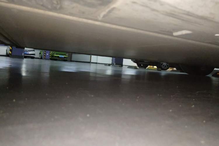 Used BMW i5 2024 eDrive 35L Luxury Package Chassis Rear Right