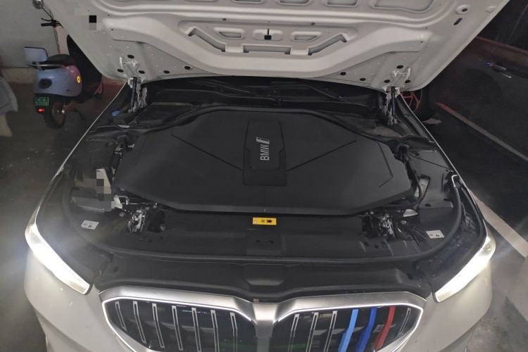 Used BMW i5 2024 eDrive 35L Luxury Package Engine Bay
