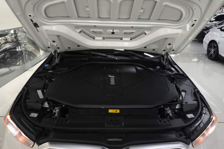 Used BMW i5 2024 eDrive 35L Luxury Model with M Sport Package Engine Bay