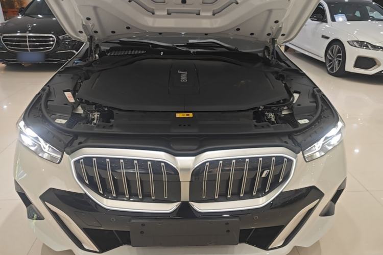 Used BMW i5 2024 eDrive 35L Luxury Model with M Sport Package Engine Bay