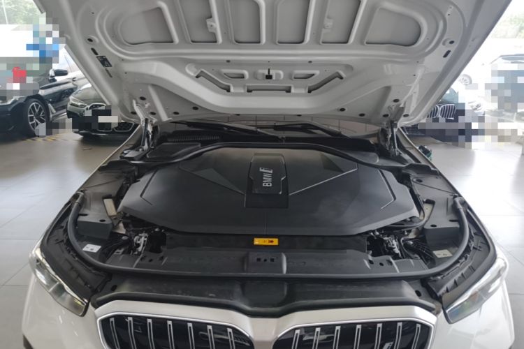 Used BMW i5 2024 eDrive 35L M Sport Package Engine Bay