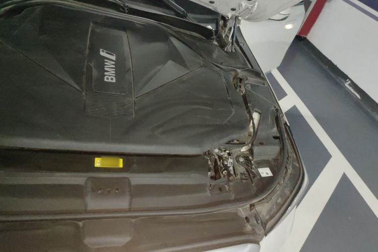 Used BMW i5 2024 eDrive 35L Luxury Package Engine Bay Left