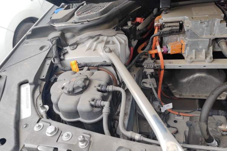 Used BMW i5 2024 eDrive 35L Luxury Model with M Sport Package Engine Bay Right
