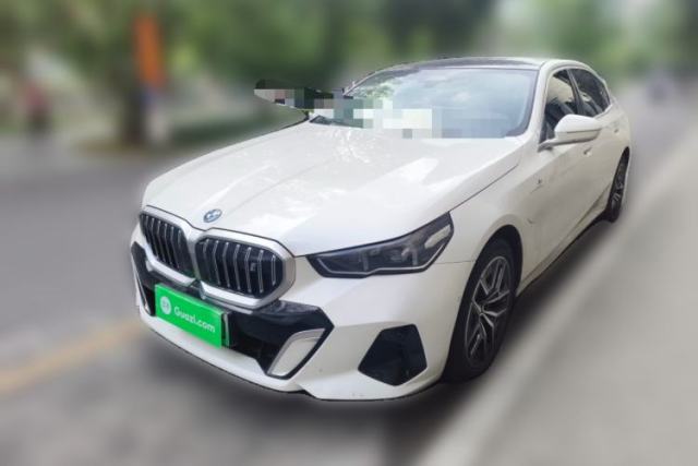 Used BMW i5 2024 eDrive 35L Luxury Model with M Sport Package