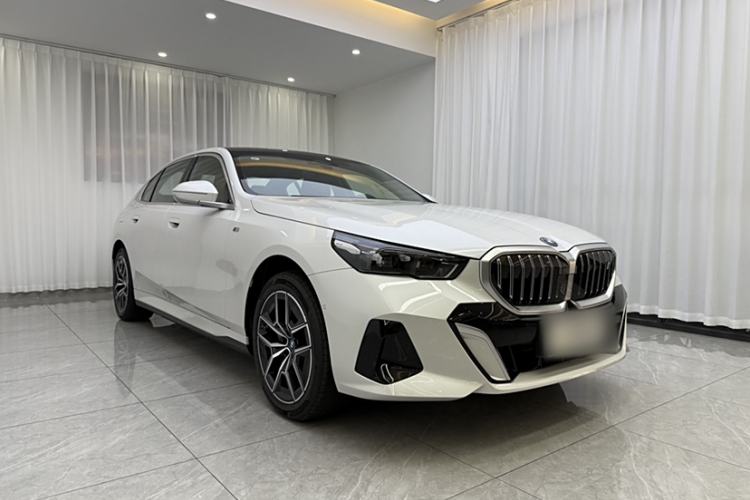 Used BMW i5 2024 eDrive 35L M Sport Package Exterior 1