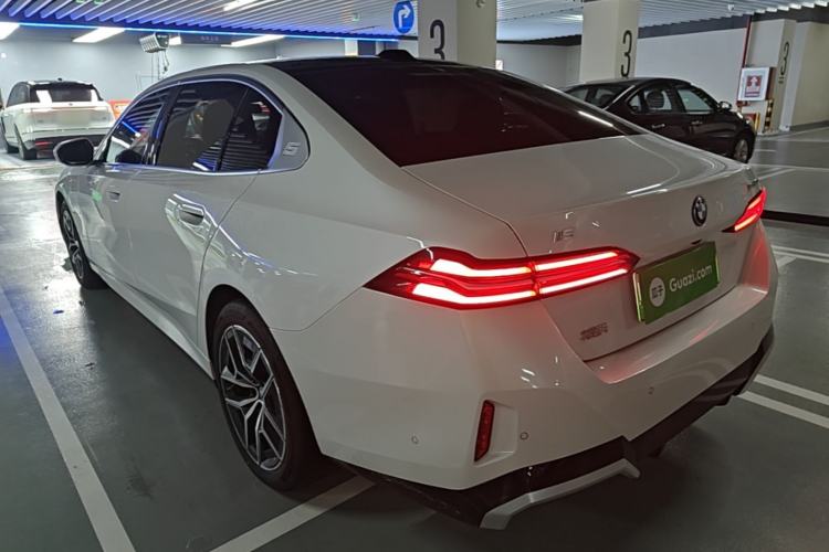 Used BMW i5 2024 eDrive 35L M Sport Package Exterior 2