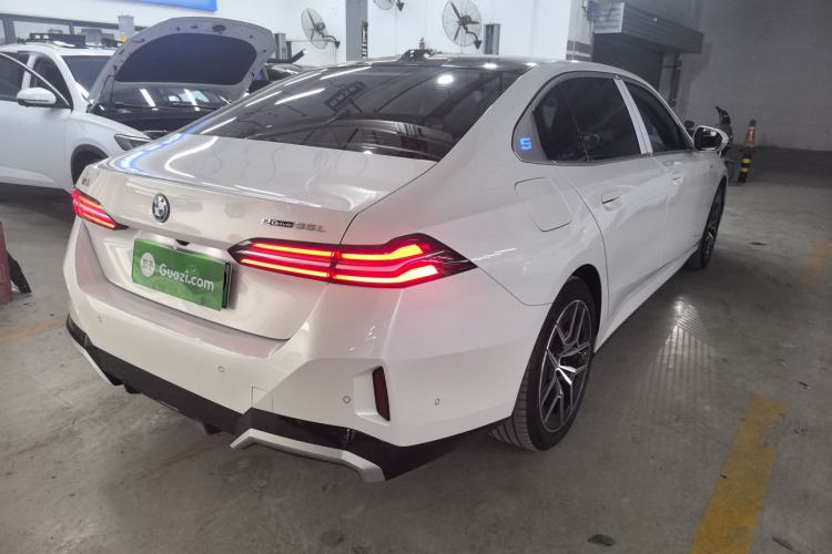 Used BMW i5 2024 eDrive 35L M Sport Package Exterior 3