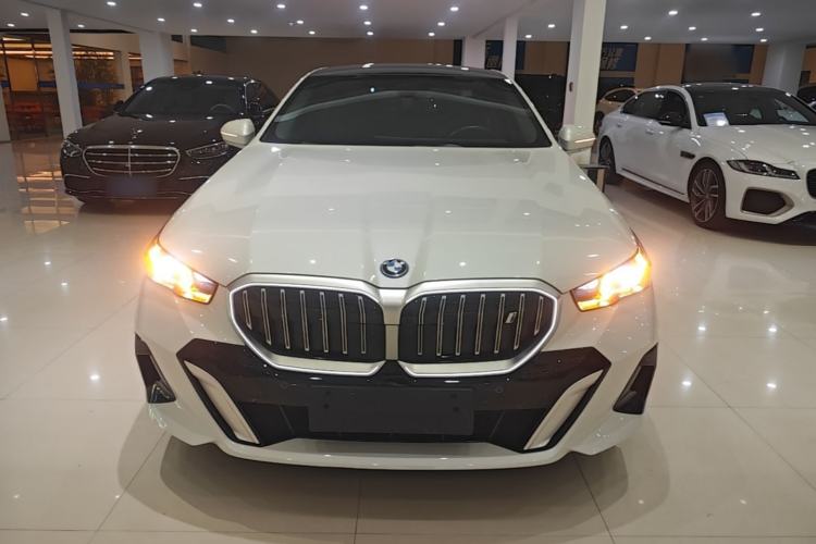 Used BMW i5 2024 eDrive 35L Luxury Model with M Sport Package Front