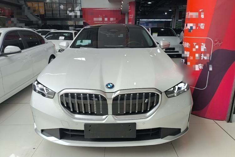 Used BMW i5 2024 eDrive 35L Luxury Package Front