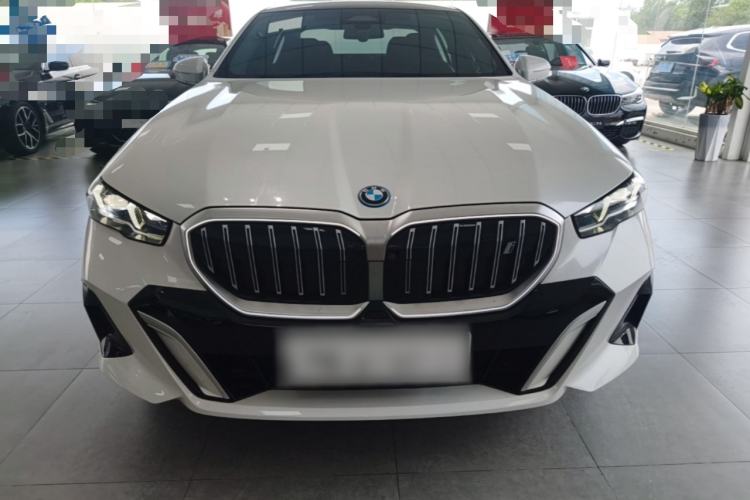 Used BMW i5 2024 eDrive 35L M Sport Package Front