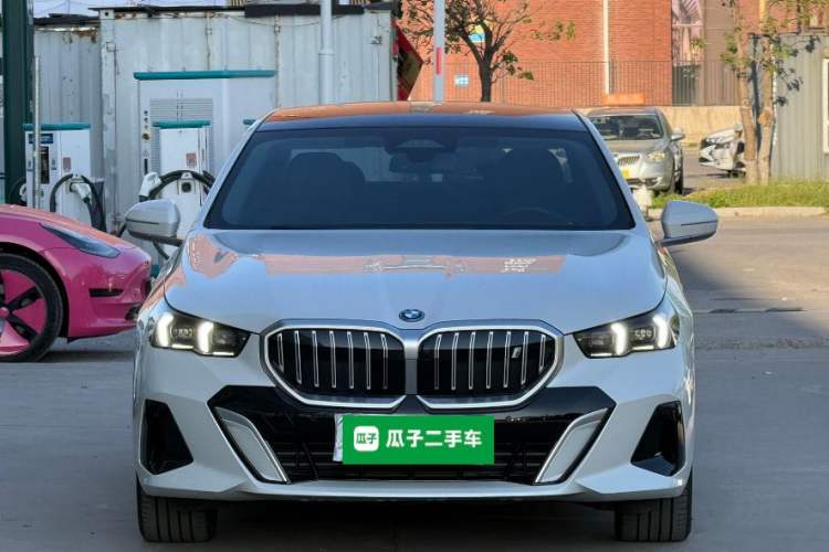 Used BMW i5 2024 eDrive 35L Luxury Model with M Sport Package Front