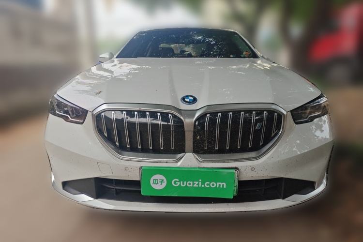 Used BMW i5 2024 eDrive 35L Luxury Package Front