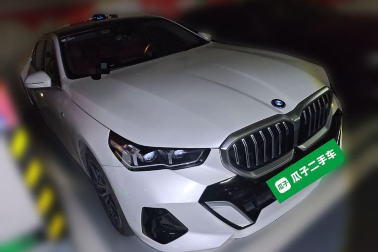 Used BMW i5 2024 eDrive 35L M Sport Package Front Right 45 Deg