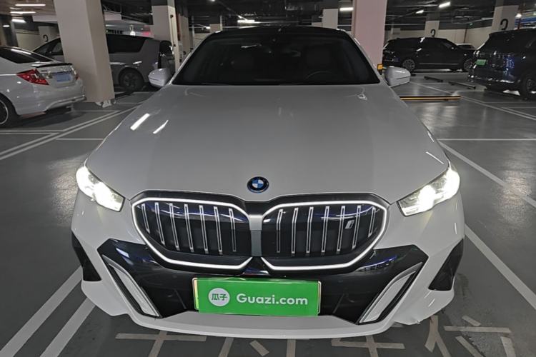Used BMW i5 2024 eDrive 35L M Sport Package Front