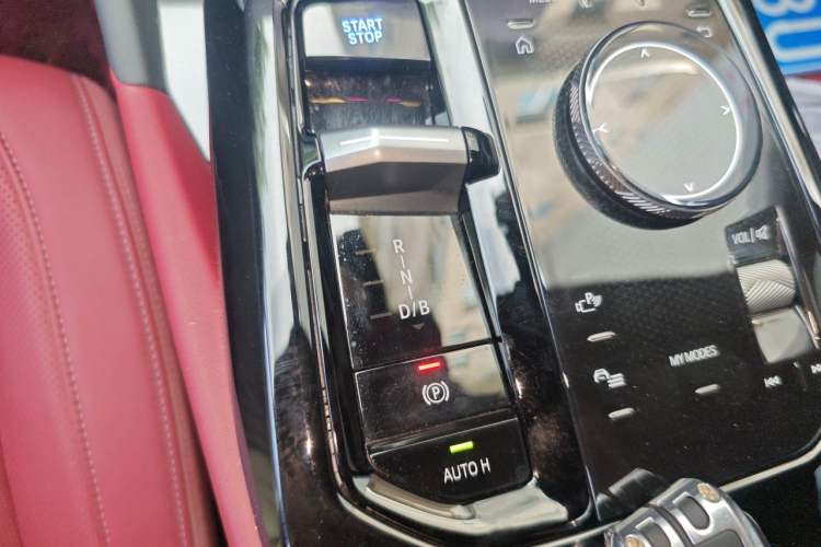 Used BMW i5 2024 eDrive 35L M Sport Package Gear Lever